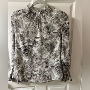 NWT White House Black Market silver and white blouse.